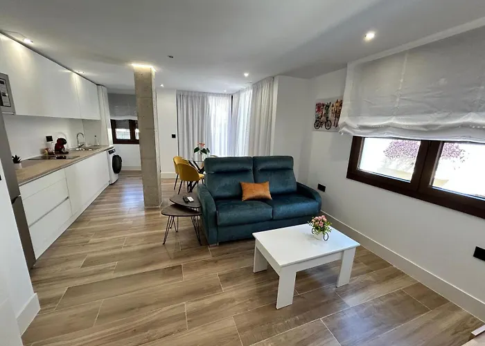 1º B Apartamento Juan Robledo En Centro Ciudad
